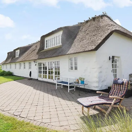 Ferienhaus Gorgeous In With Wifi